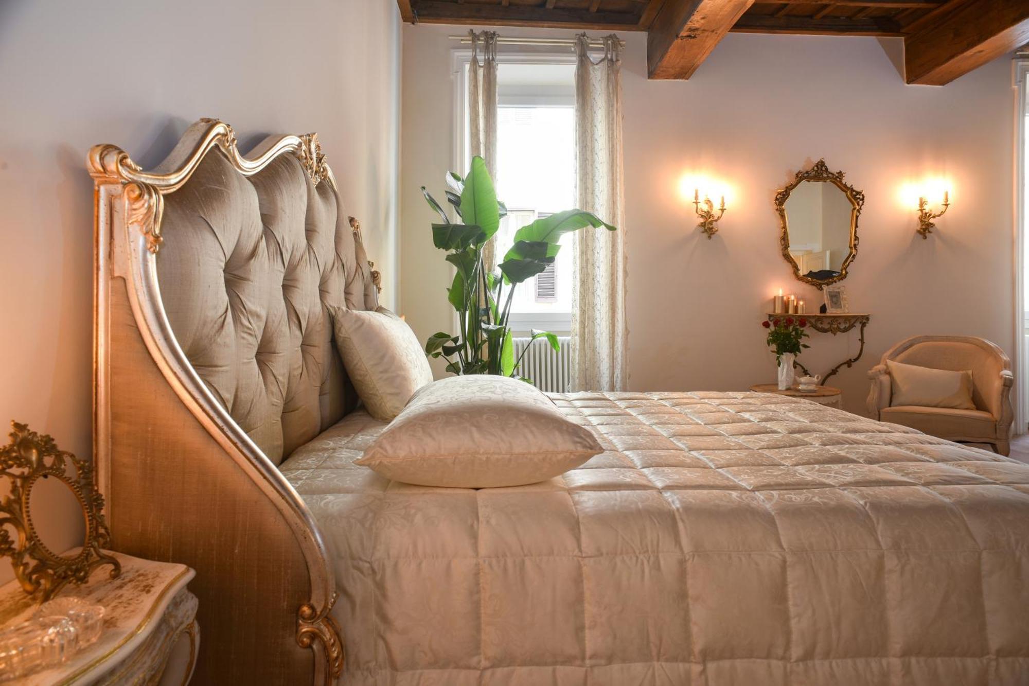 Trevi Fountain Elegant Appartement
